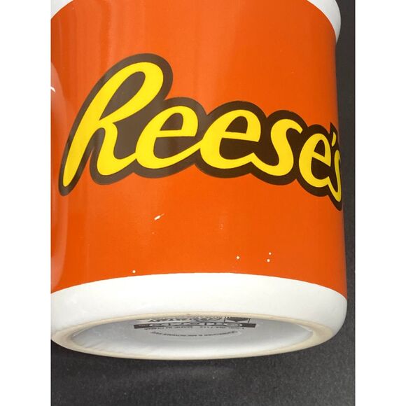 Reese's Peanut Butter Cup Mug - Picture 3 of 4